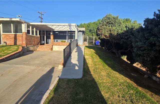 4130 Estrada photos photos