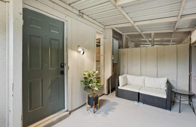4318 Overlook Court Gallery 3