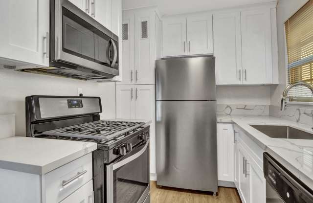 13808 Moorpark StreetUnit A photos photos