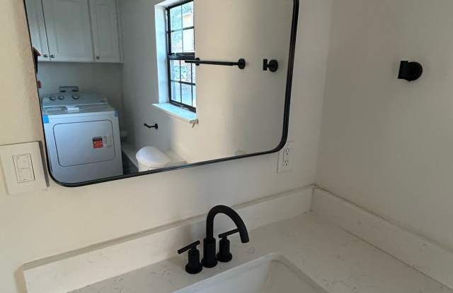 923 McMath Avenue Gallery 4