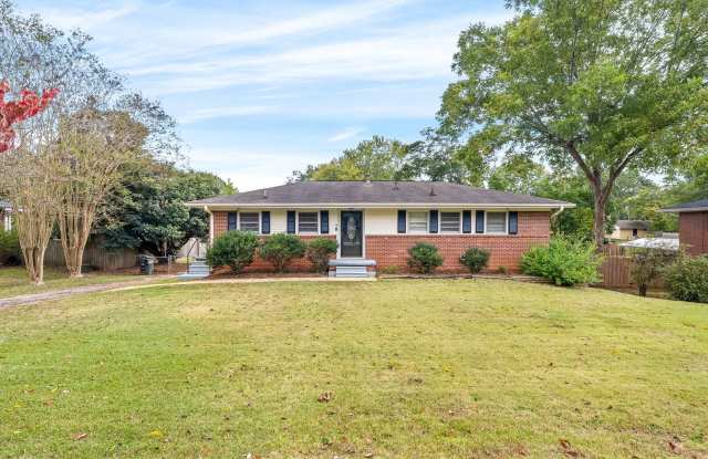 305 Highland Ave., Opelika - 305 Highland Avenue, Opelika, AL 36801