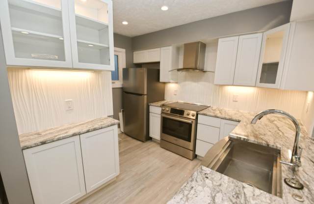 Nicely updated condo at Stoneridge 1 bedroom 1 bath Gallery 4