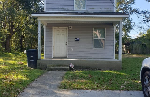 2524 Adella Street - 2524 Adella Street, Baton Rouge, LA 70802