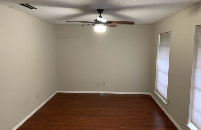1405 Springbrook Gallery 2