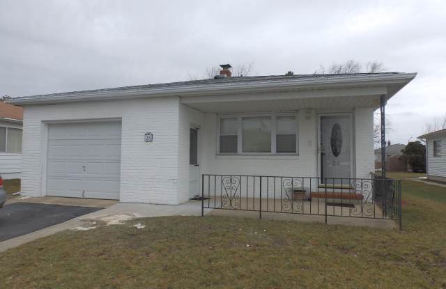 25 Hyannis Street photos photos