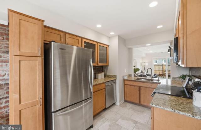 8230 CARRLEIGH Parkway photos photos