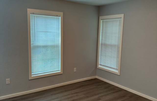 Charming 2/1 in Waco photos photos