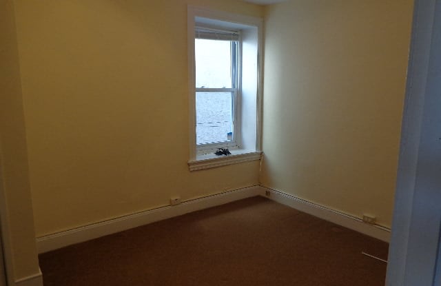 4526 Baker Street - 1 Gallery 2