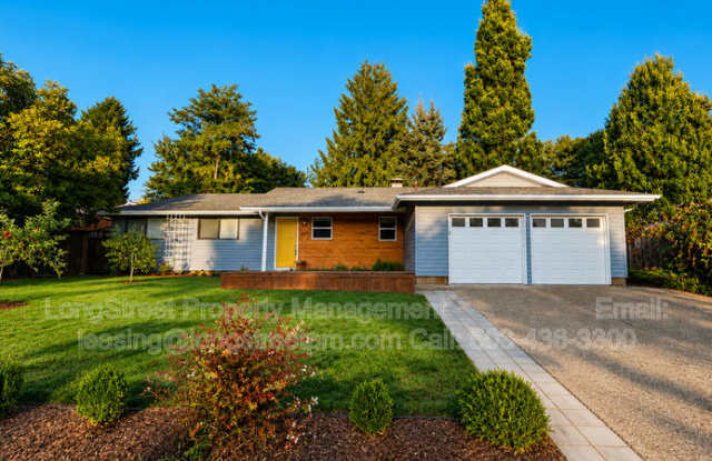2975 NW Stewart St photos photos 2975 NW Stewart St photos photos