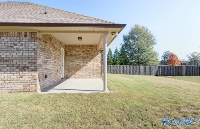 25970 Fieldstone Drive Gallery 4