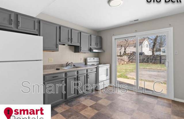 818 Bell Avenue - 1 photos photos