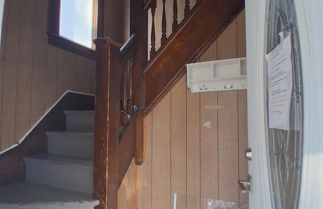 115 Northampton Avenue - 2 photos photos