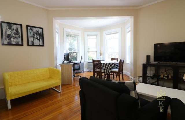 105 Longwood Ave. Gallery 2