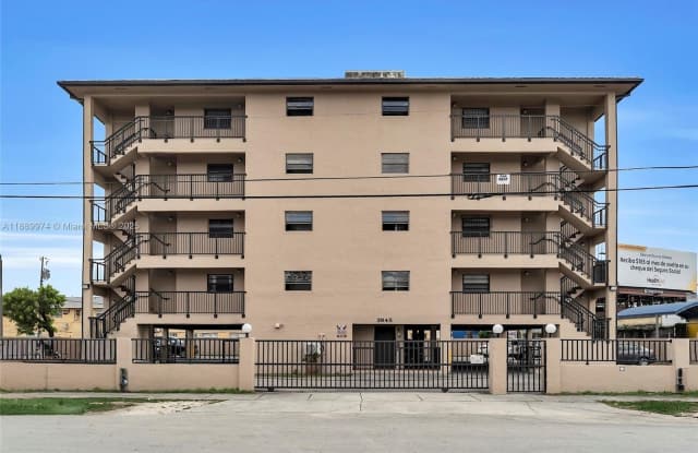 3945 SW 89th Ave photos photos