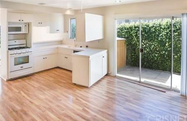 5818 Laramie Avenue Gallery 2