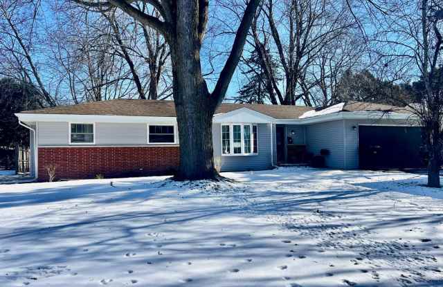 Spacious 4-Bedroom Home with Finished Basement  Garage photos photos