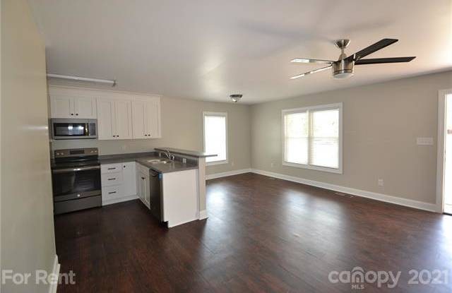 3024 Startown Road Gallery 4