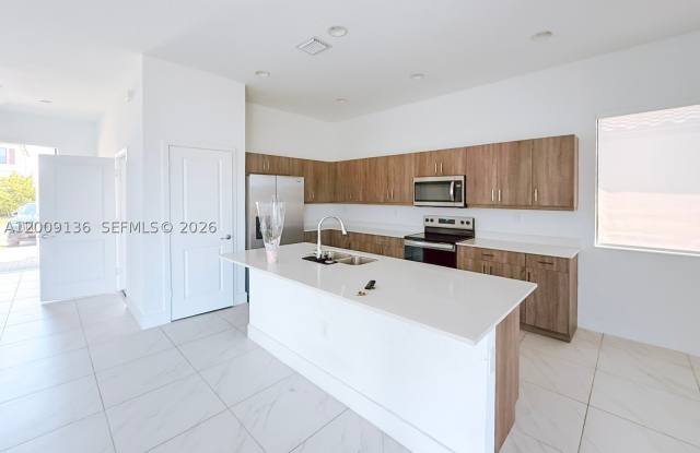 5639 Argento Drive Gallery 3