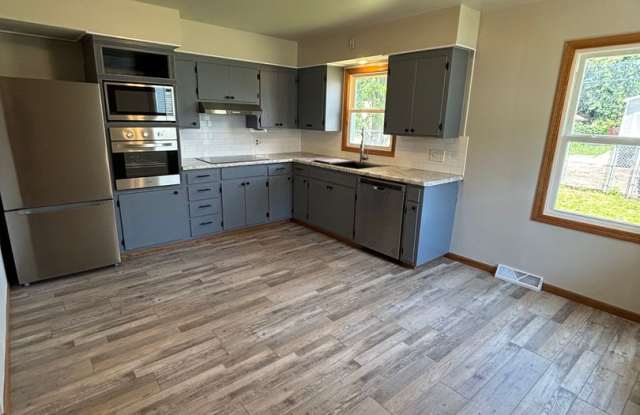 Fully Remodeled 3 Bed/1 Bath Home with Fenced Yard and 2-Car Garage! photos photos
