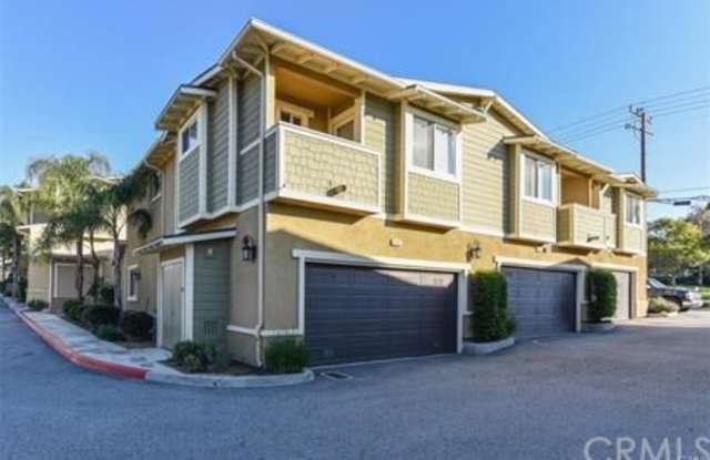 2651 E Foothill Boulevard - 2651 E Foothill Blvd, Glendora, CA 91740
