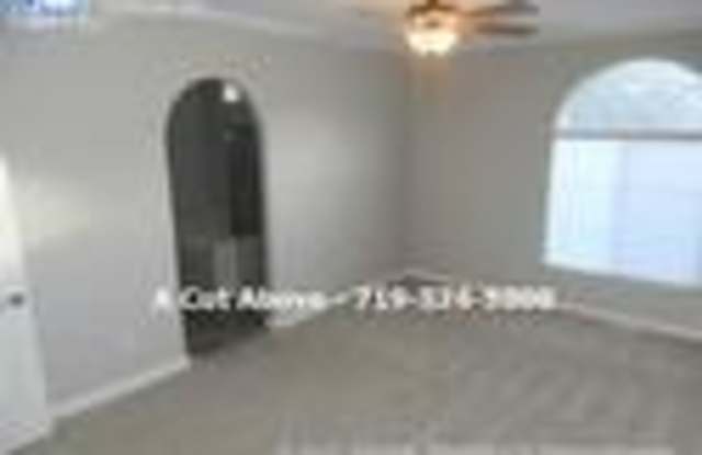 3263 Atrium Pt Gallery 4