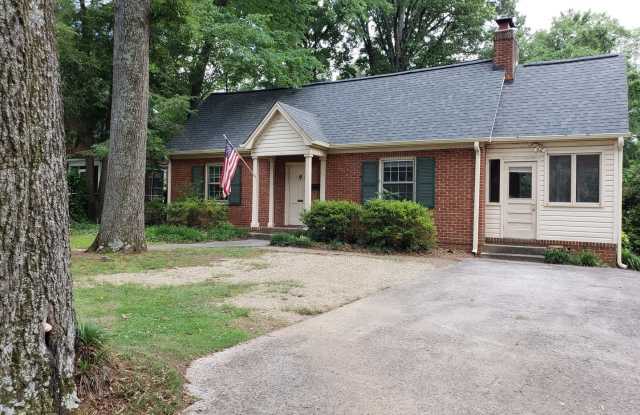 Charming 3 bed 2 bath on desirable South Kings Drive! - 1244 South Kings Drive, Charlotte, NC 28207