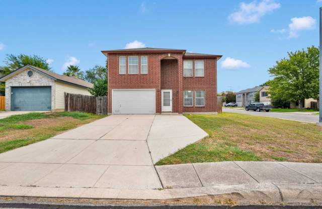 Charming 3-Bedroom, 2.5-Bath Home with Spacious Layout photos photos