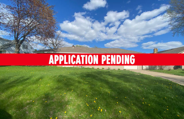 508 3rd Ave NW - 508 3rd Avenue Northwest, Osseo, MN 55369