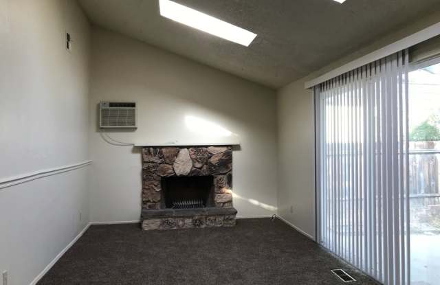 4 Bedroom in South Reno photos photos