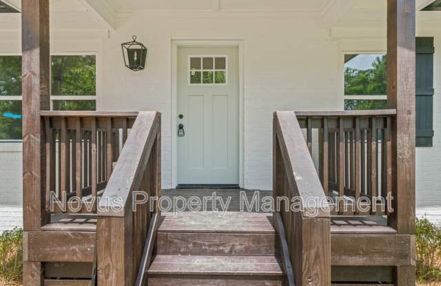 320 Adamson Avenue Gallery 4