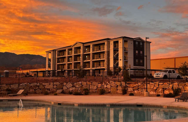 Beautiful First Floor Unit Across from the Pool Gallery 1