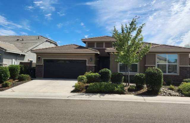West Roseville single story home in Sierra Crossings Gallery 1