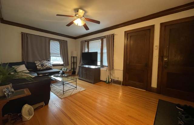 3657 Grand Avenue South #1 Gallery 3