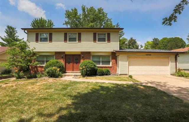 15723 Hill House Road - 15723 Hill House Road, Chesterfield, MO 63017