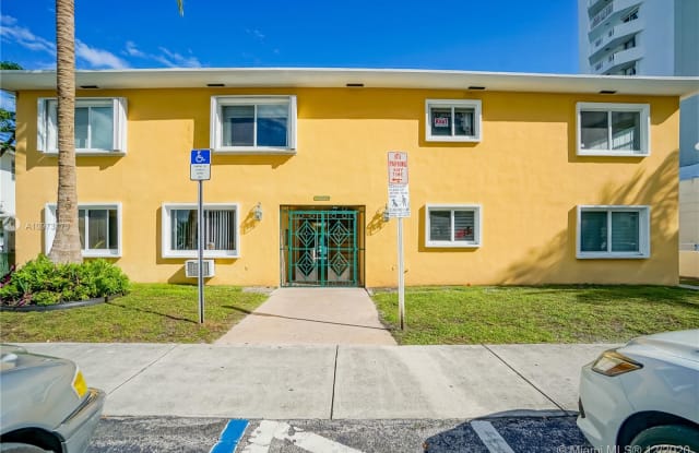 7935 West Dr - 7935 West Drive, North Bay Village, FL 33141