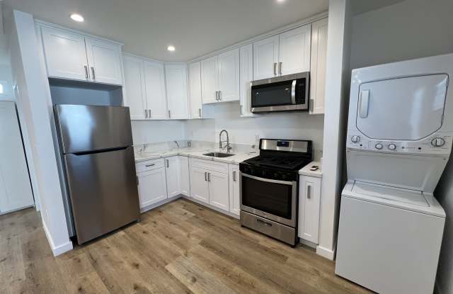 5402 Veloz Avenue - 5402 Veloz Avenue, Los Angeles, CA 91356