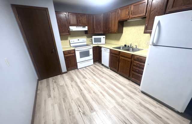 2737 Colonial Street - B Gallery 4