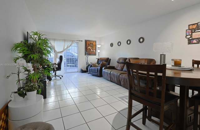 2730 West 76th Street photos photos