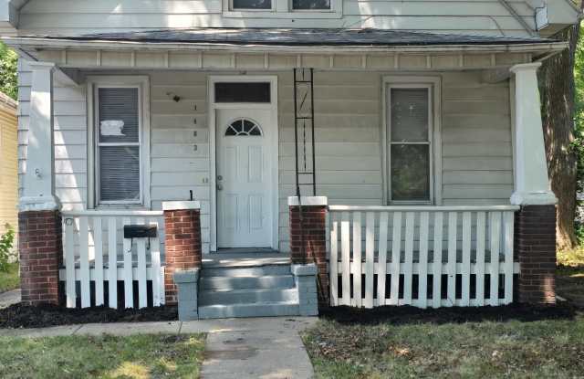 1403 North Machin Avenue photos photos