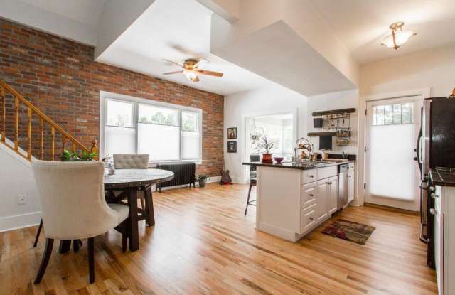 Beautifully updated condo minutes from downtown photos photos