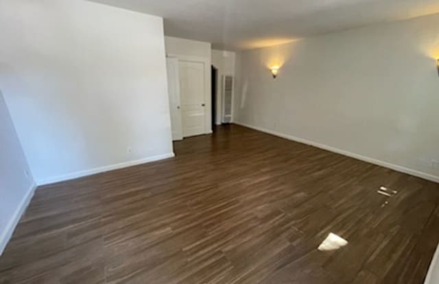 1118 Lincoln Avenue Gallery 2