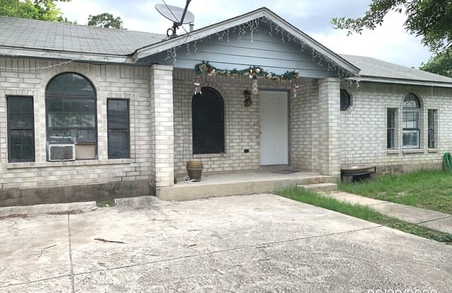 207 E BAYLOR - 207 East Baylor Street, San Antonio, TX 78204