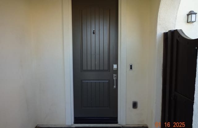 472 Tibbetts St Gallery 2