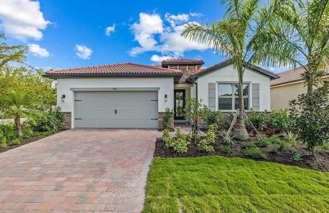 748 RAVELLO BOULEVARD photos photos