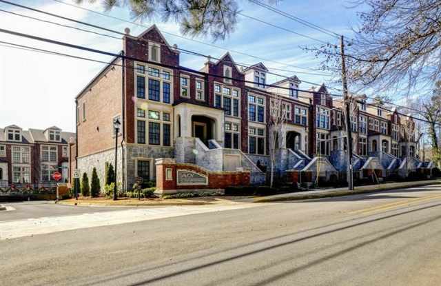 2926 Hermance Drive NE Gallery 2