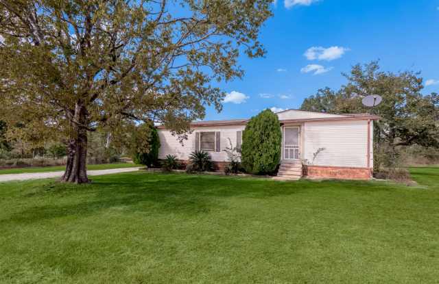 30 Allen Road - 30 Allen Road, Huntsville, TX 77320