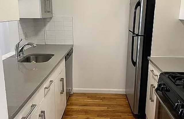3210 Riverdale Ave Apt 6B Gallery 2