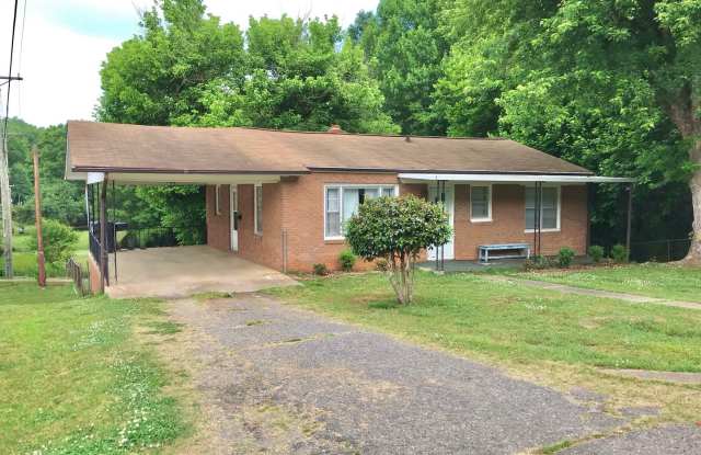 W. Iredell - 3 BD / 1 BA + Basement  Carport photos photos