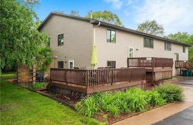 9942 Cord St NE photos photos