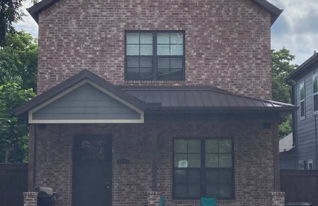 Pre-Leasing for August 6th - 4 Bedroom 4.5 Bathroom New Home!!! photos photos